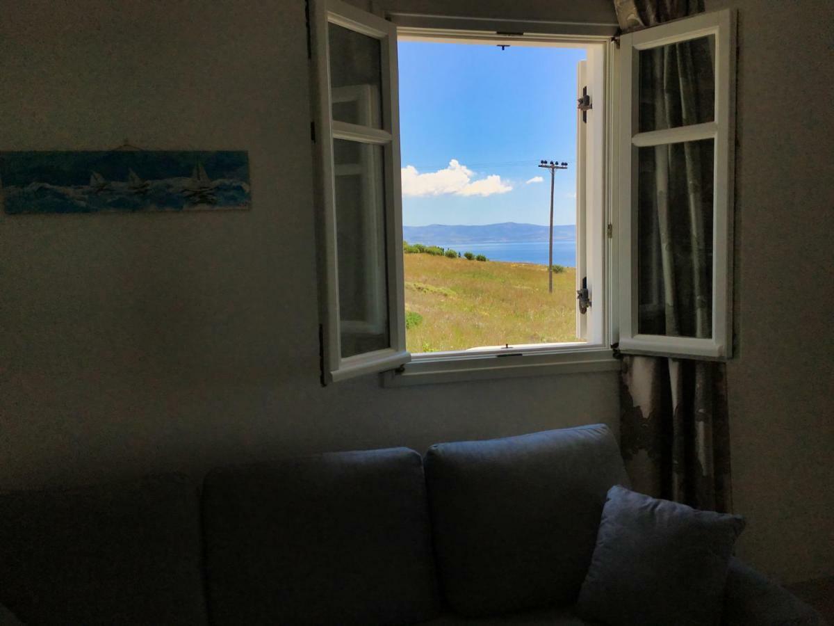 Anthoula'S Sea View Apartment Пісо-Ліваді Екстер'єр фото