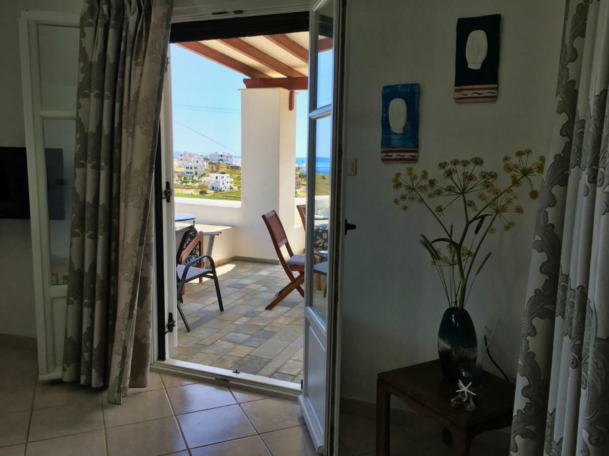 Anthoula'S Sea View Apartment Пісо-Ліваді Екстер'єр фото